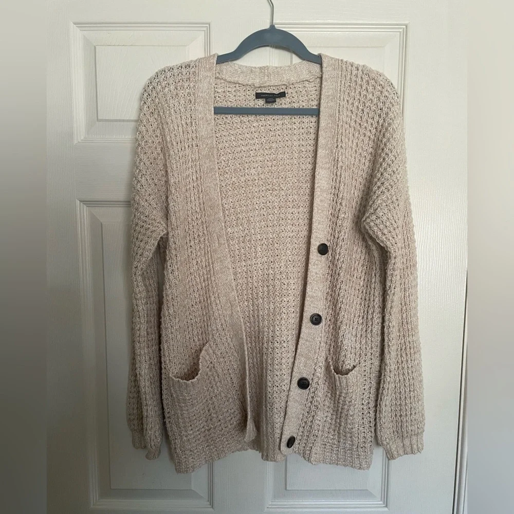 American Eagle Outfitters Cream Size Small Button-Up Knit Cardigan